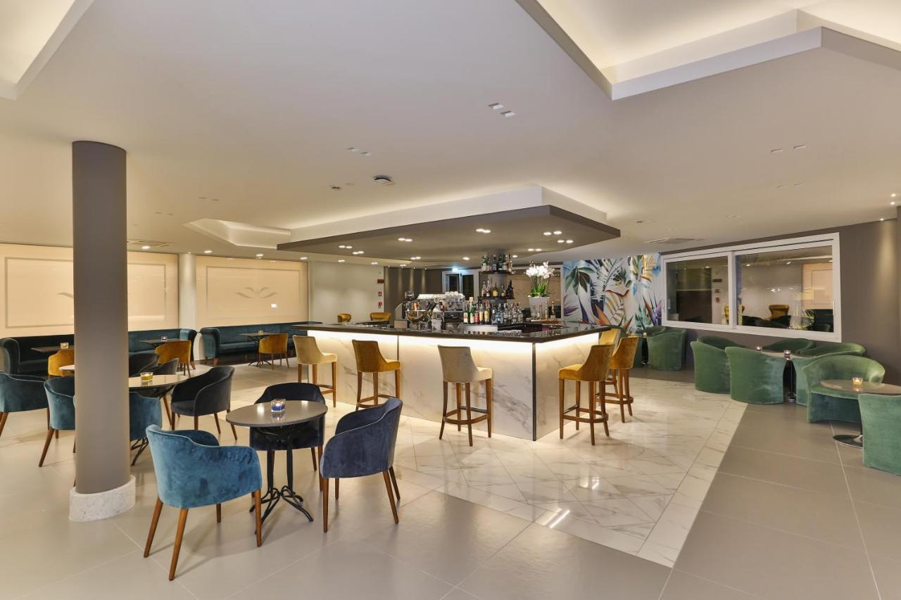 Hotel Savoia Thermae & Spa (Adults Only) Abano Terme Bagian luar foto