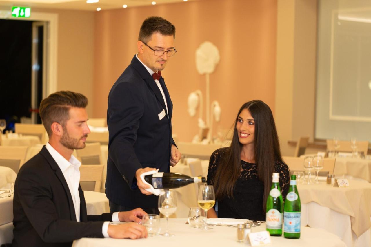 Hotel Savoia Thermae & Spa (Adults Only) Abano Terme Bagian luar foto