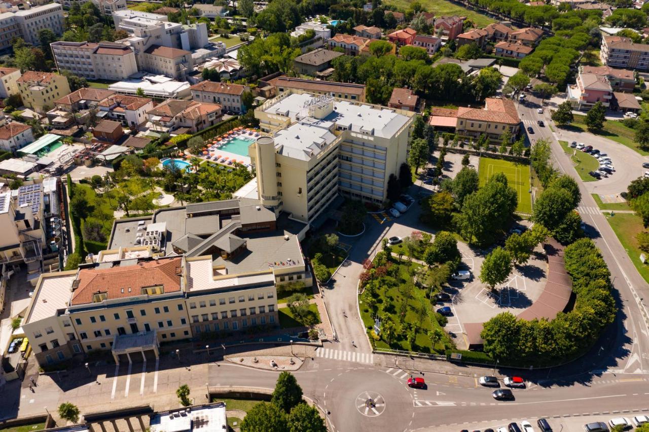 Hotel Savoia Thermae & Spa (Adults Only) Abano Terme Bagian luar foto