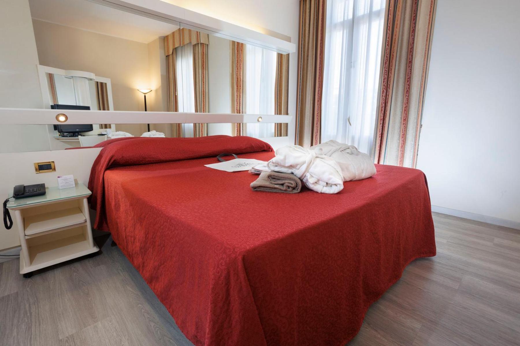 Hotel Savoia Thermae & Spa (Adults Only) Abano Terme Bagian luar foto